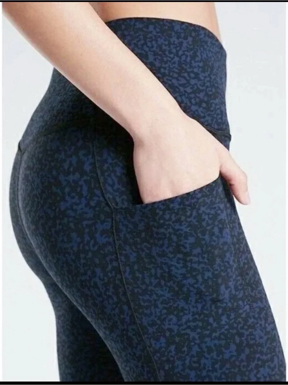ATHLETA salutation stash pocket gravel 7/8 tights leggings